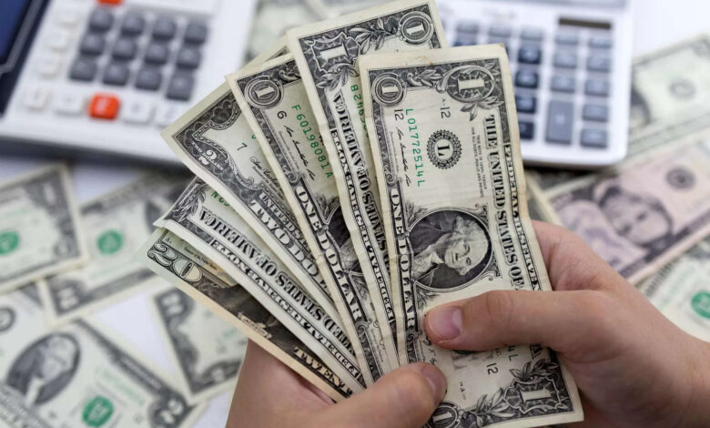 dollar headed for monthly loss yen steady ahead of boj decision Detafour