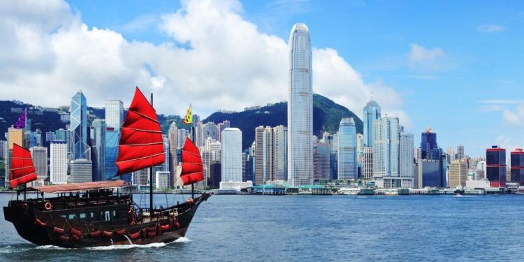 boat harbor hong kong china 1 980x650 750x375 1 Detafour