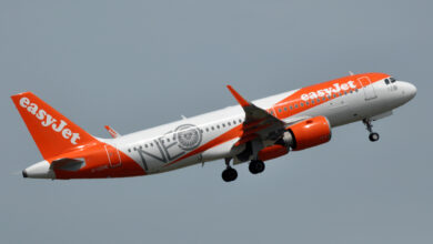 EasyJet G UZHE Airbus A320neo at CDG Detafour