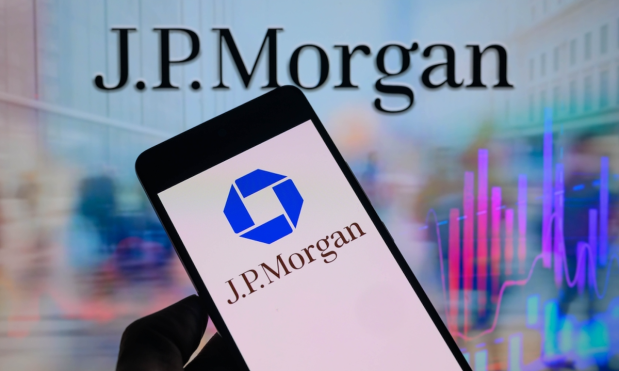 JPMorgan investing Detafour