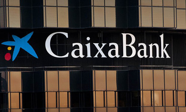 Caixa bank Detafour