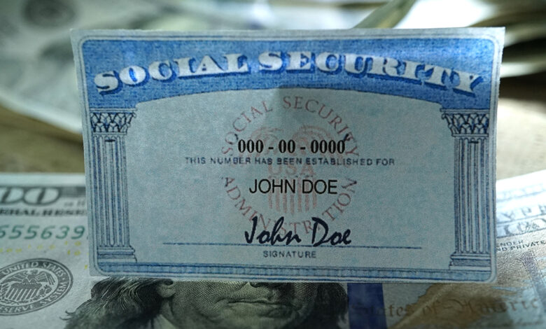 1140 social security card closeup Detafour