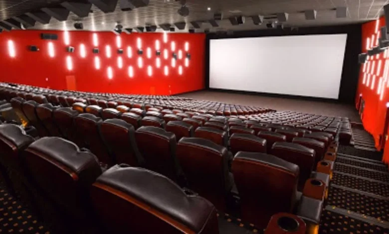 64dcdd8a8790a Cinema Detafour