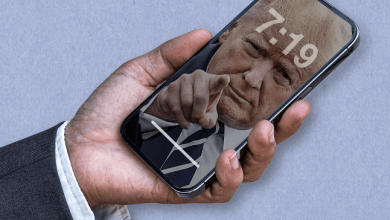 trump phone1740508529 0 Detafour