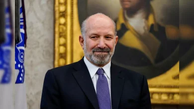 howard lutnick us commerce secretary Detafour