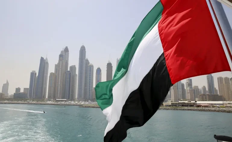 الإمارات توقف منح التأشيرات للجزائريين في رد على مواقف سياسية تصعيدية 1 2015 05 22T120000Z 1778115619 GF10000103727 RTRMADP 3 UAE MARINA Detafour