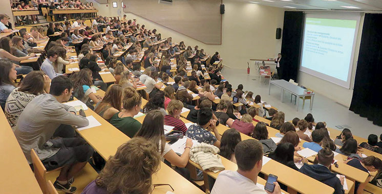 إفريقيا المستقبل تطلق دعوة لدعم الدبلومات المزدوجة بين جامعات المغرب وفرنسا 1 Amphi enseignement superieur Etudiants Detafour