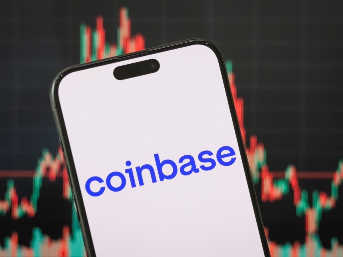 كوين باس تُدرج في مؤشر ”إس آند بي 500 وسهمها يرتفع بنسبة 9% | Detafour
