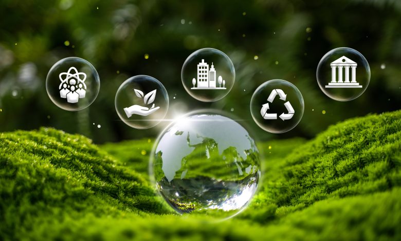 الطاقة الخضراء في مفترق الطرق...هل يواجه التحول الطاقي أزمة استدامة؟ 1 shutterstock 2410138901 justenergytransition 1200x675 Detafour