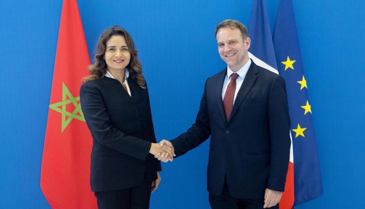 تعزيز التعاون الطاقي بين المغرب وفرنسا..لقاء وزيري لتسريع الربط الكهربائي والطاقة النظيفة 1 de8030b9 a4c5 4e9a bf6f 204b61c8d223 750x430 1 Detafour
