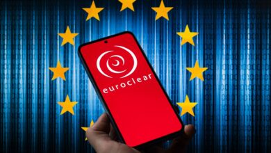 نص استبدالي لنص بديل مميز لمصطلح هجوم إلكتروني وقرصنة الإنترنت.